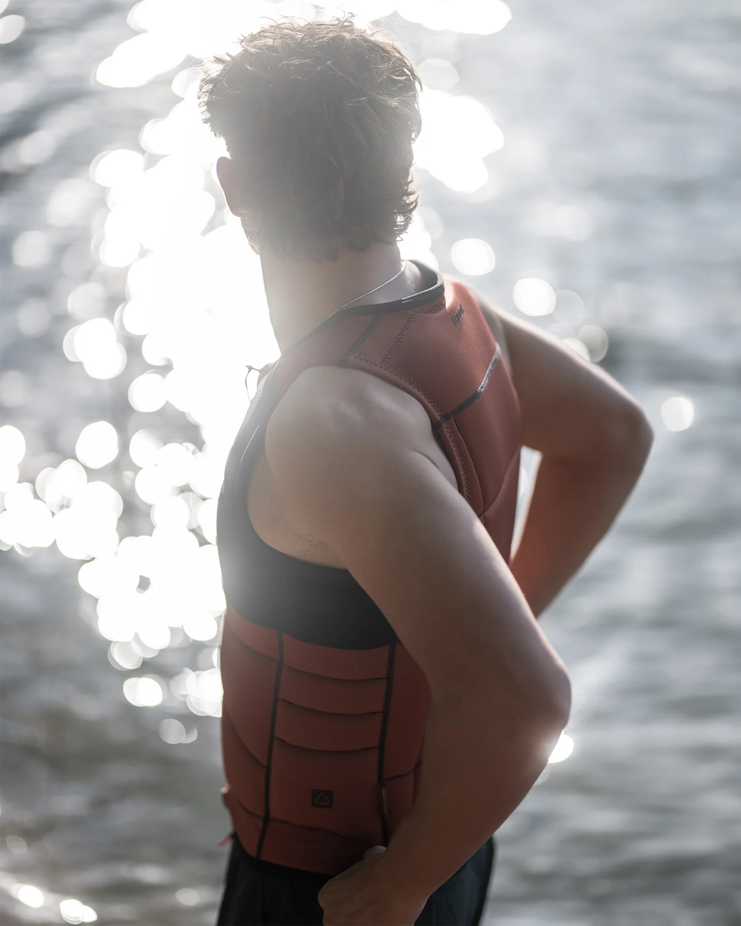 Follow Gratis Impact Vest - Image 9