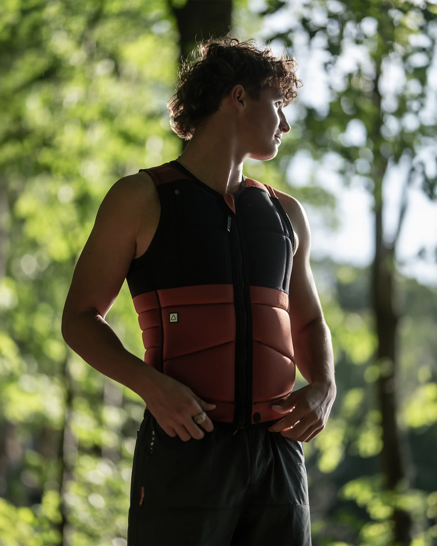 Follow Gratis Impact Vest - Image 10