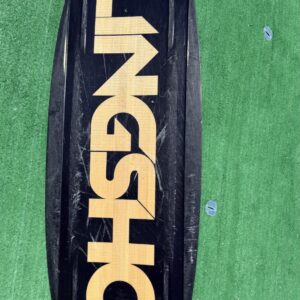 Used Slingshot The Whip 139 Wakeboard w/ LF Vantage Bindings