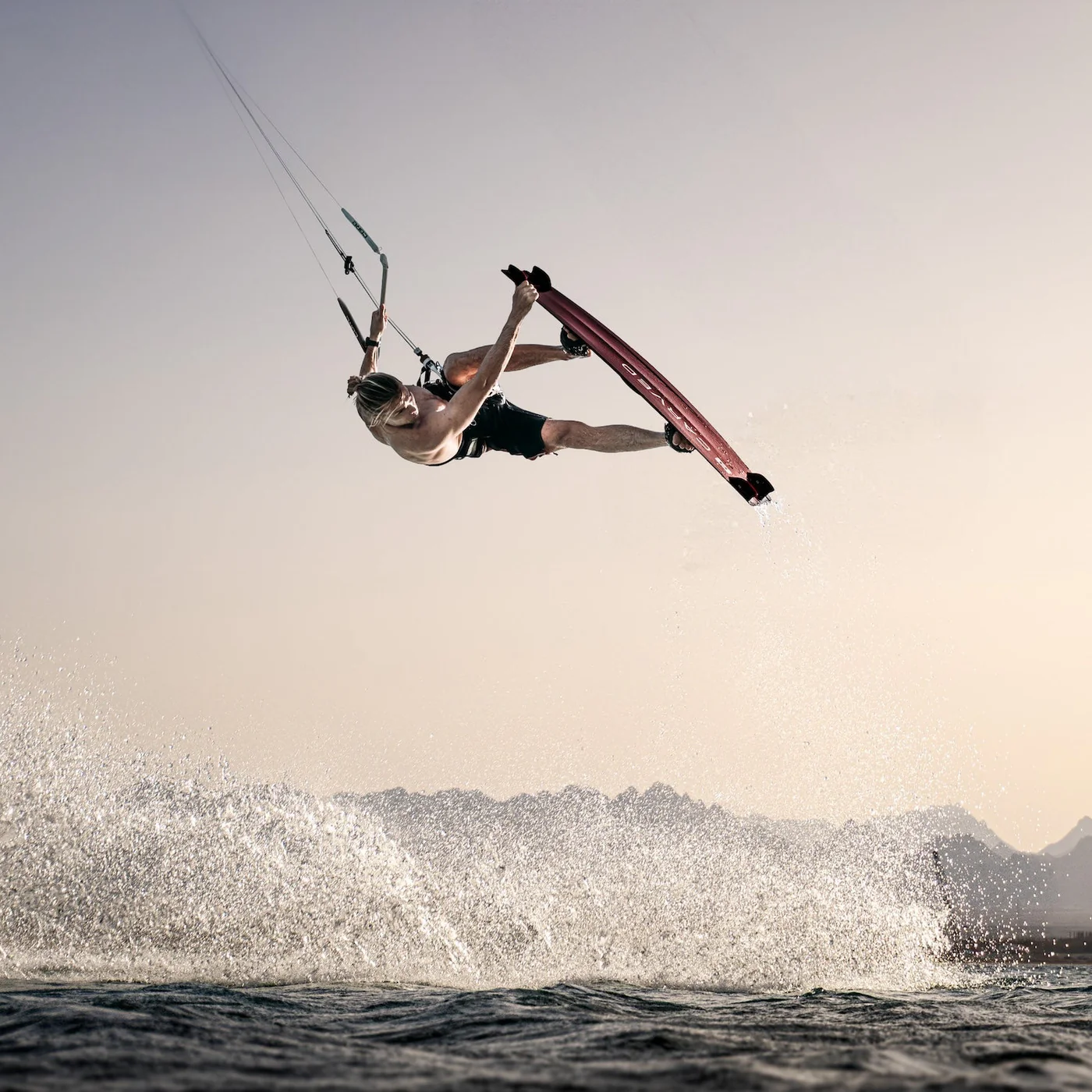 Carved Imperator Pro Kiteboard - Image 2