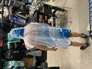 Good Breeze Changing Beach Poncho - Image 6